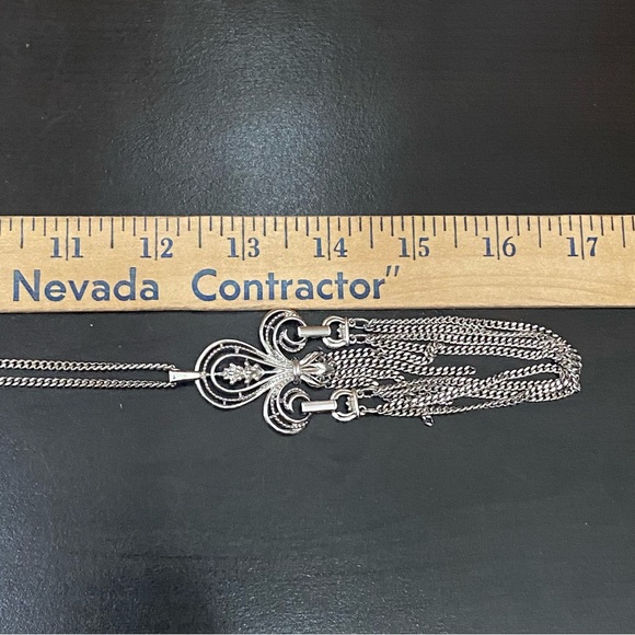 70s SARAH COVENTRY Grecian Silver-tone Fleur De Lis Tassel Draped Chain Necklace - Picture 11 of 14